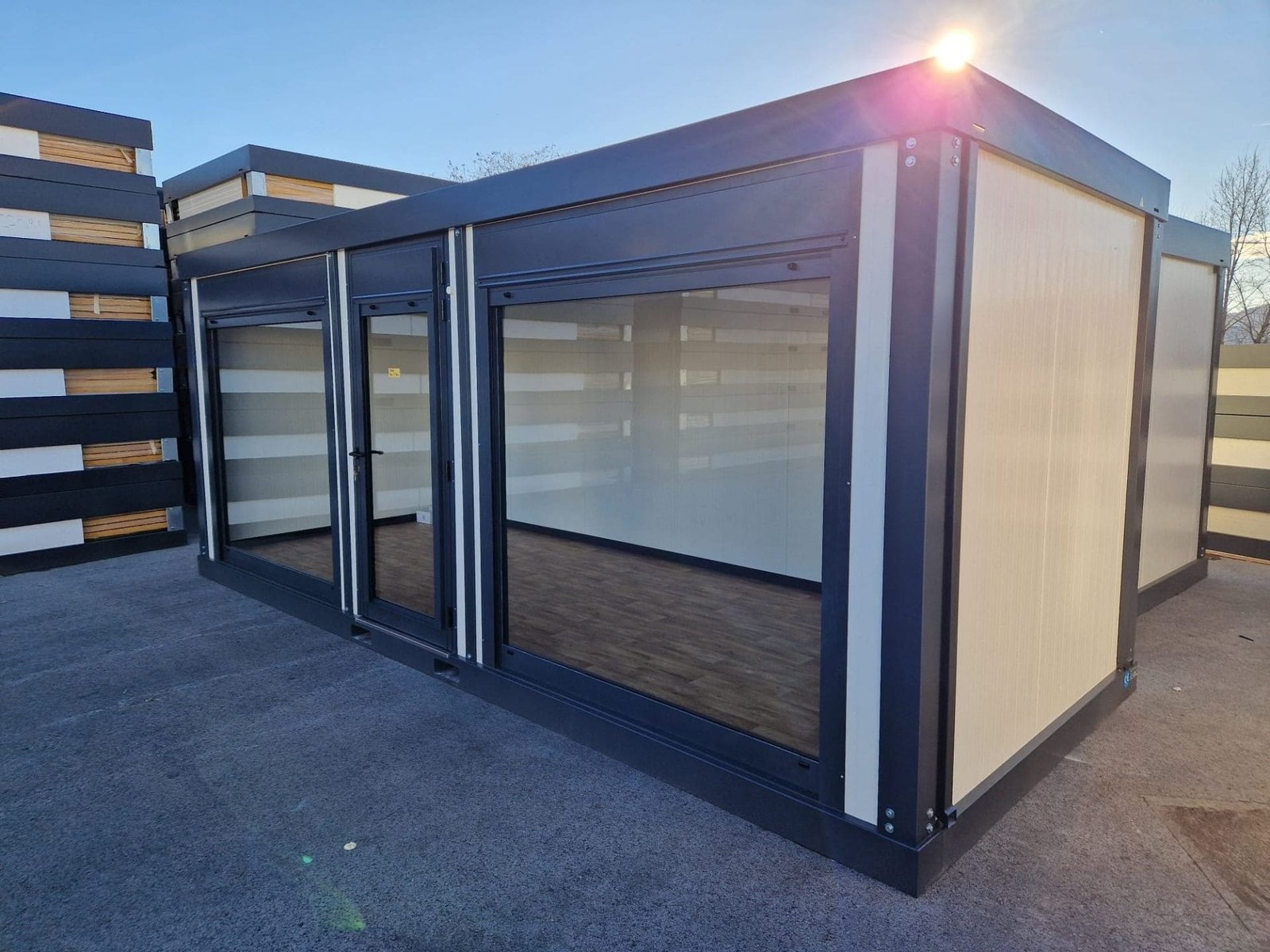BUREAU-DE-VENTE-MODULAIRE